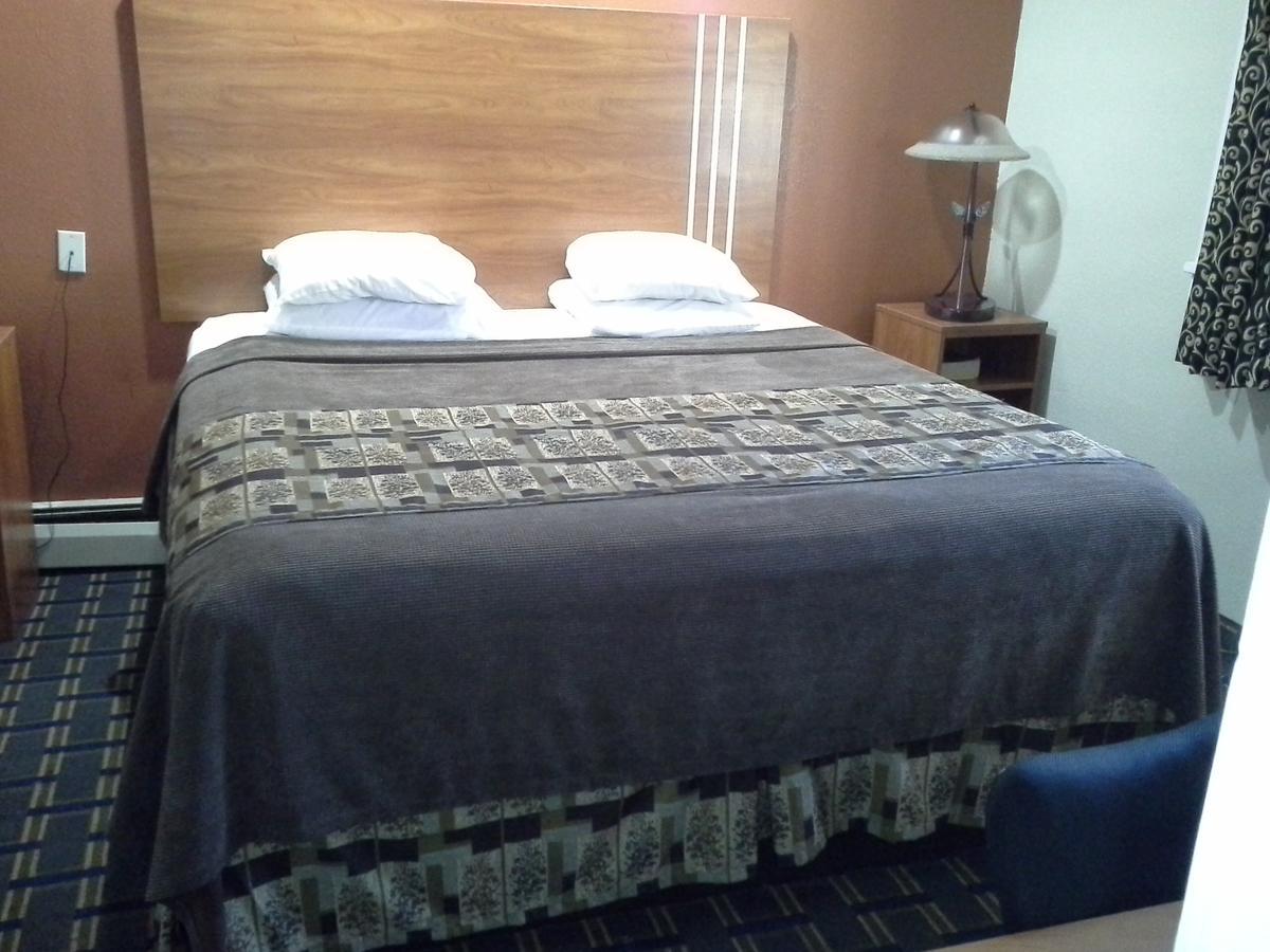Economy Inn توناواندا المظهر الخارجي الصورة